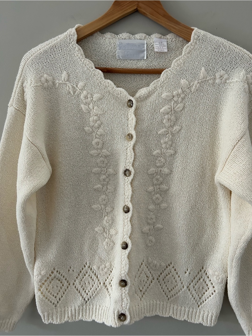 Vintage Reitmans Classic 90s Ivory Floral Embroidered Knit Cardigan - Picture 5 of 6